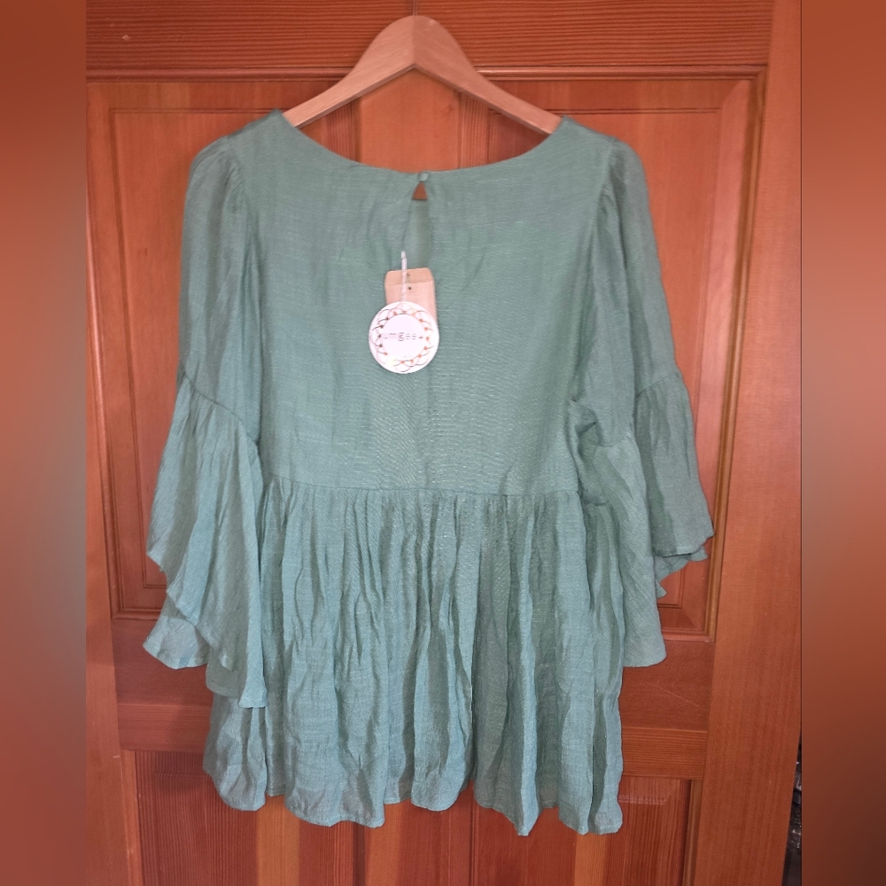 Umgee Full Size Gauze Floral Embroidery Babydoll Blouse 1X Green - Picture 2 of 7